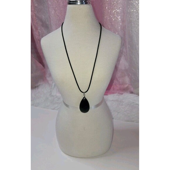 Jewelry Lot Classy Black Beauty Theme Clean Curated Bundle Free Gift - Picture 3 of 16